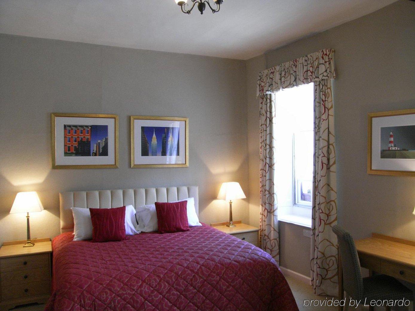 มาร์ลโบรอท อาร์มส์ โฮเต็ล Hotel วูดสต็อก ภายนอก รูปภาพ